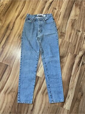 VTG 1990s Express Bleus Rigid Cotton Classic Fit Denim Mom Jeans